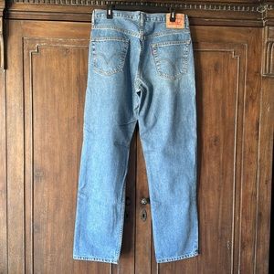 Levi’s Relaxed Fit men’s 550 denim jeans. 34W 34L